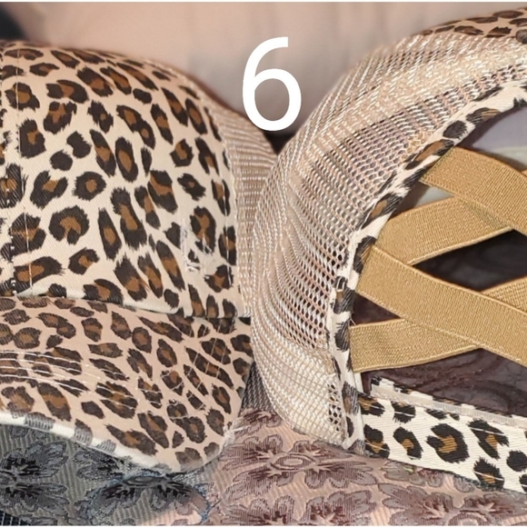 🍬 Cheetah Print Criss Cross Ponytail Hat - Picture 1 of 1